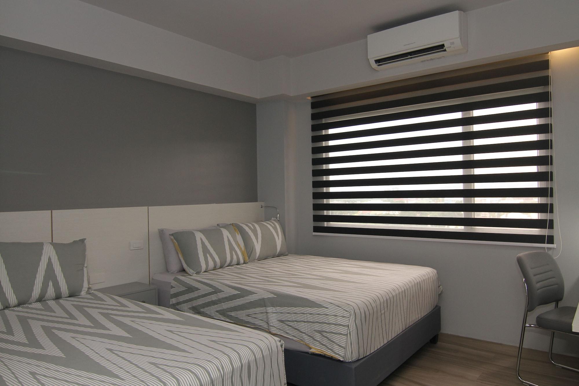 Cebu Hotel Plus Экстерьер фото