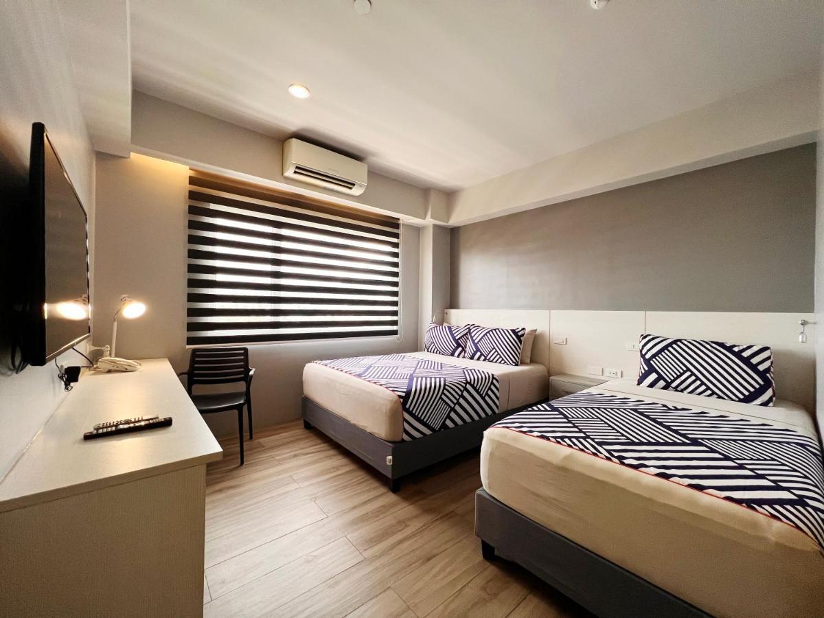 Cebu Hotel Plus Экстерьер фото