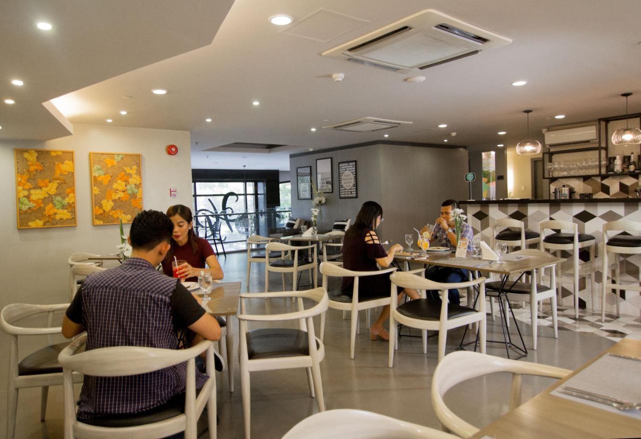 Cebu Hotel Plus Экстерьер фото